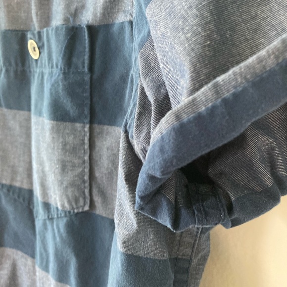 💕6 listings/$12💕 CACTUS MAN button up - Picture 3 of 4